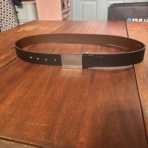Tumi Men's Sz 34 Leather Belt. Black. Made In France